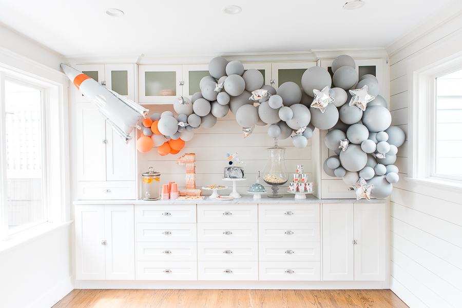 Easy DIY Balloon Arch for Space-Themed Birthday – Priscilla Locke