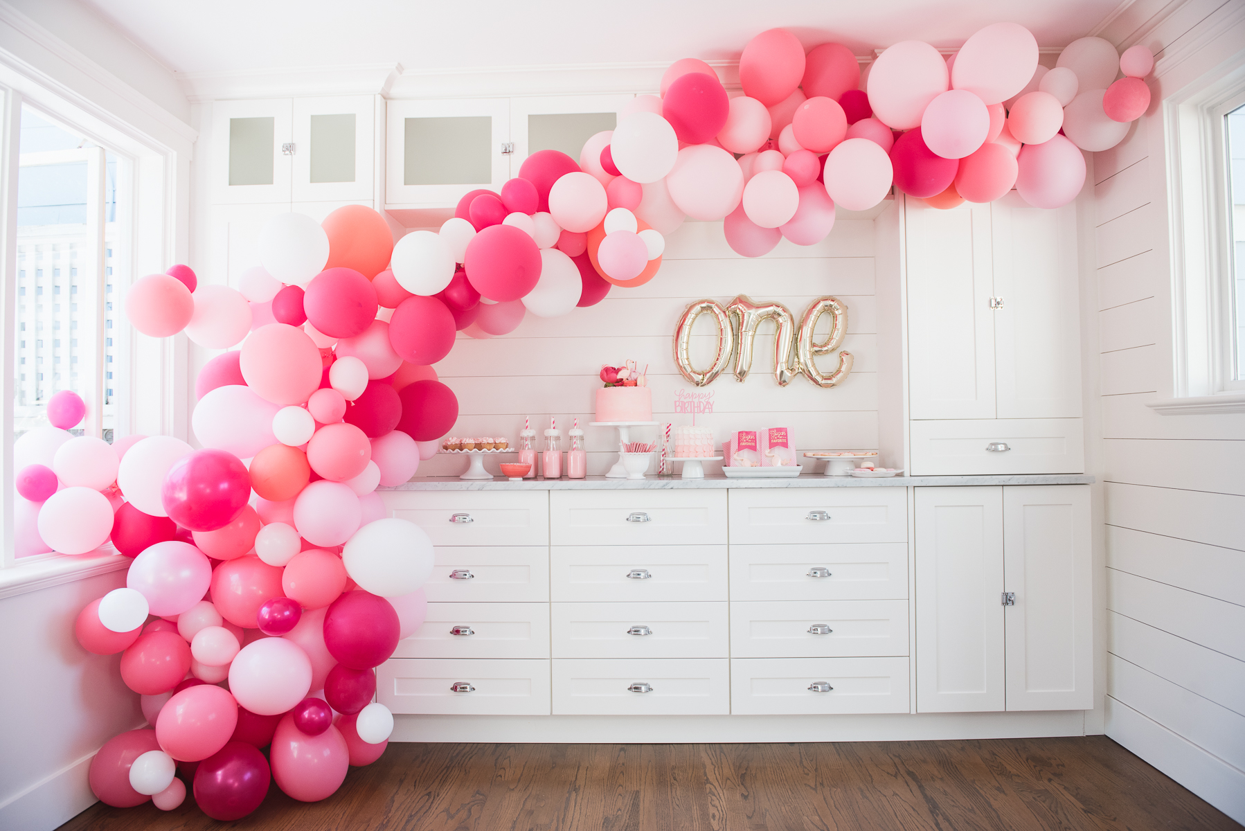 Easy DIY Balloon Arch for Space-Themed Birthday – Priscilla Locke